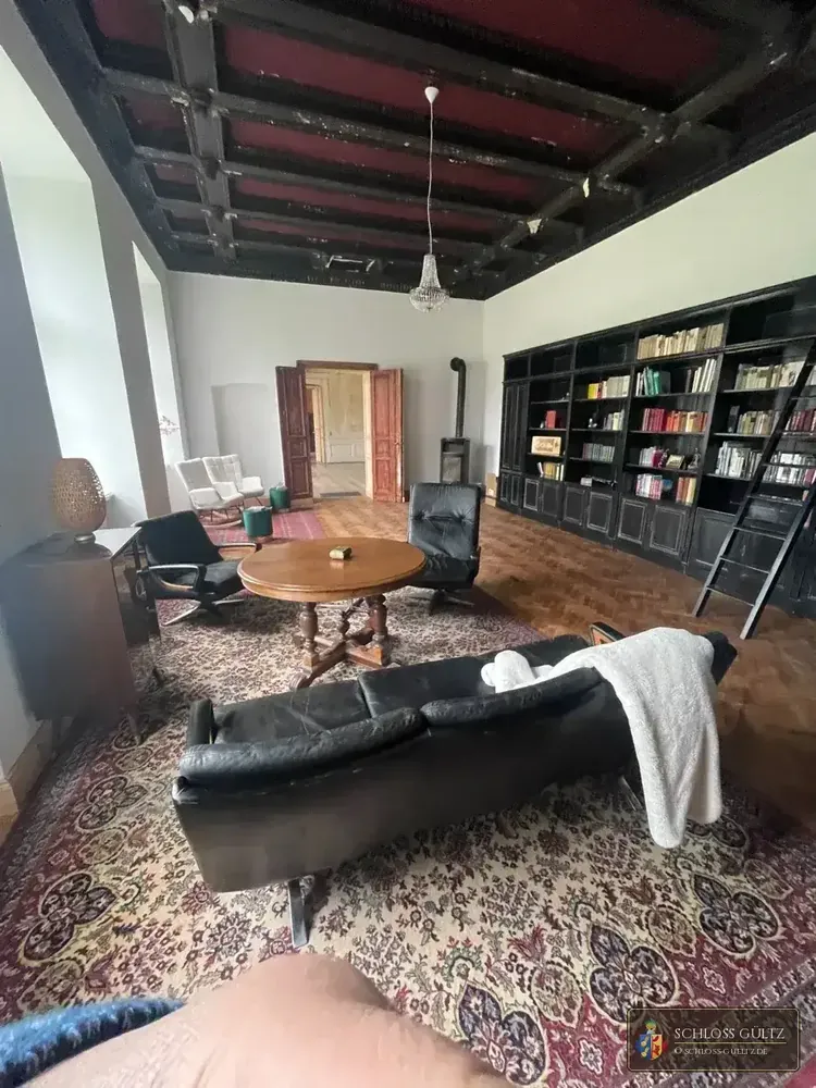 Czytelnia – sufit kasetonowy