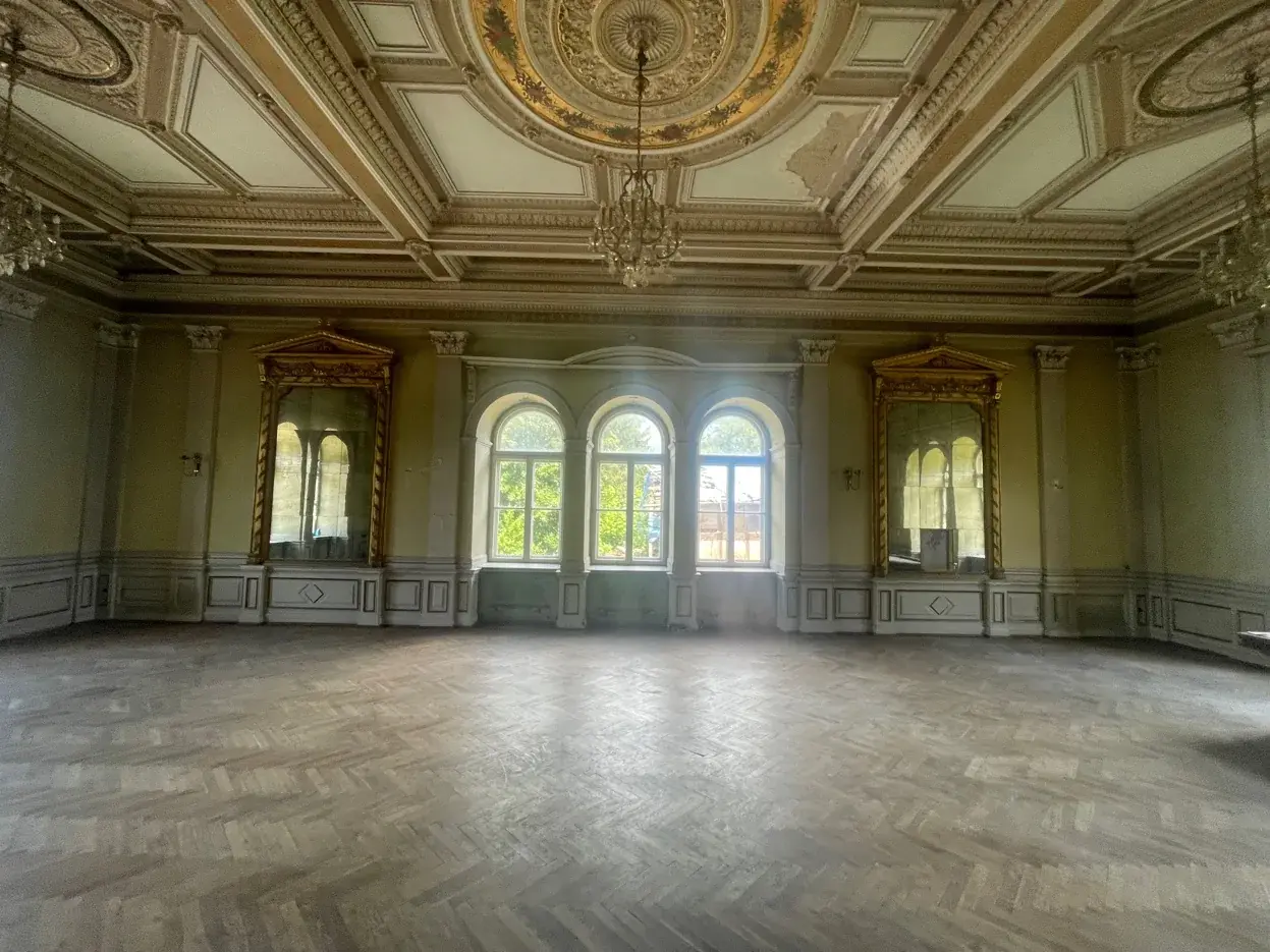 Spiegelsaal aktuelle Aufnahme