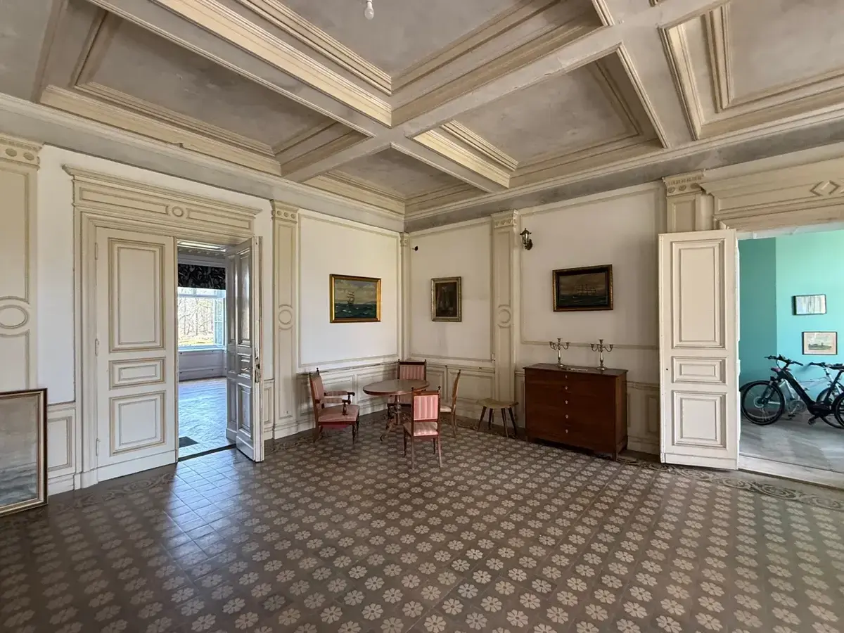 Vestibül – Kassettenhalle Schloss Gültz