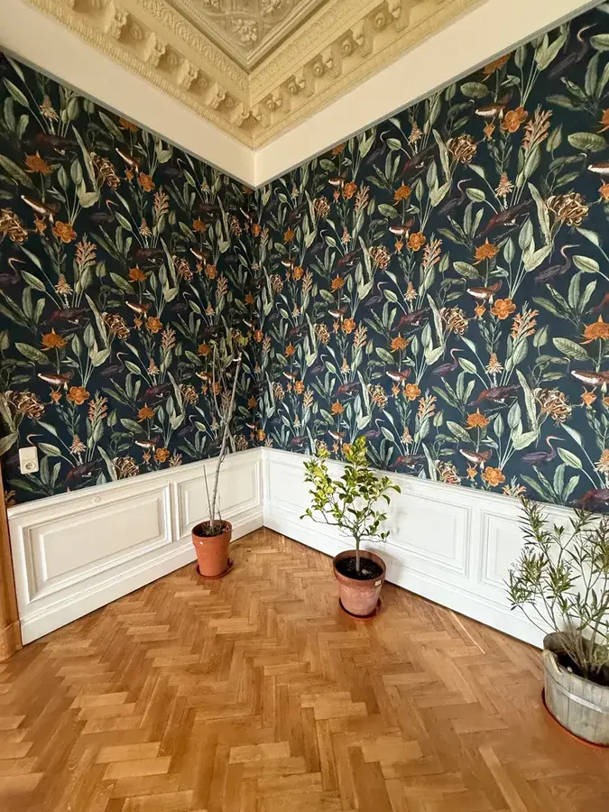 Zimmer mit historischer Tapete